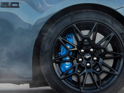 ford マスタング 2026 MUSTANG - ブレンボ6ピストンブレーキシステム