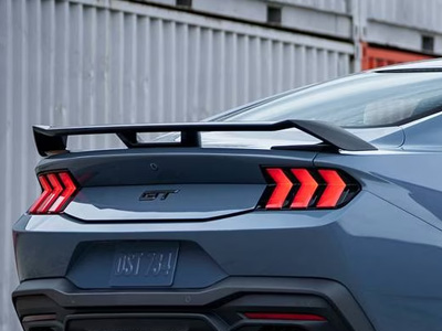 ford マスタング 2026 MUSTANG - パフォーマンススポイラー