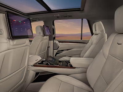 cadillac エスカレード 2026 ESCALADE - エグゼクティブセカンドシートパッケージ