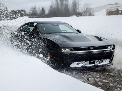 dodge チャージャー 2027 CHARGER - AWD & オンデマンドRWD