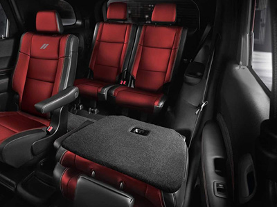 dodge デュランゴ 2026 DURANGO - 2列目シートは簡単に折りたたみ可能