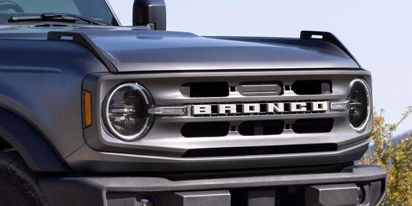 ford ブロンコ 2025 BRONCO 外装 - 複数台のブロンコ