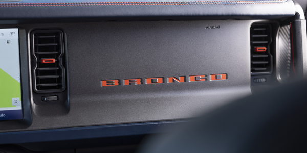 ford ブロンコ ラプター 2026 BRONCO RAPTOR 内装 - ラゲッジスペース