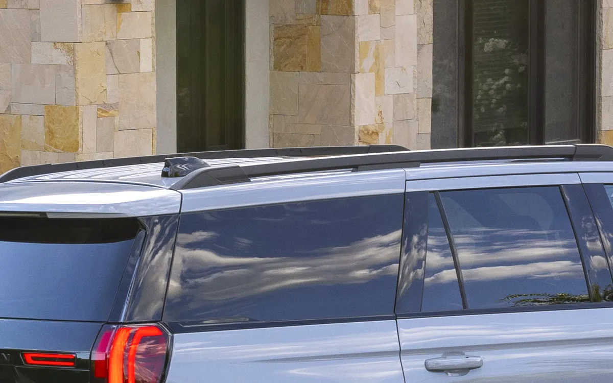 Expedition black roof rails
