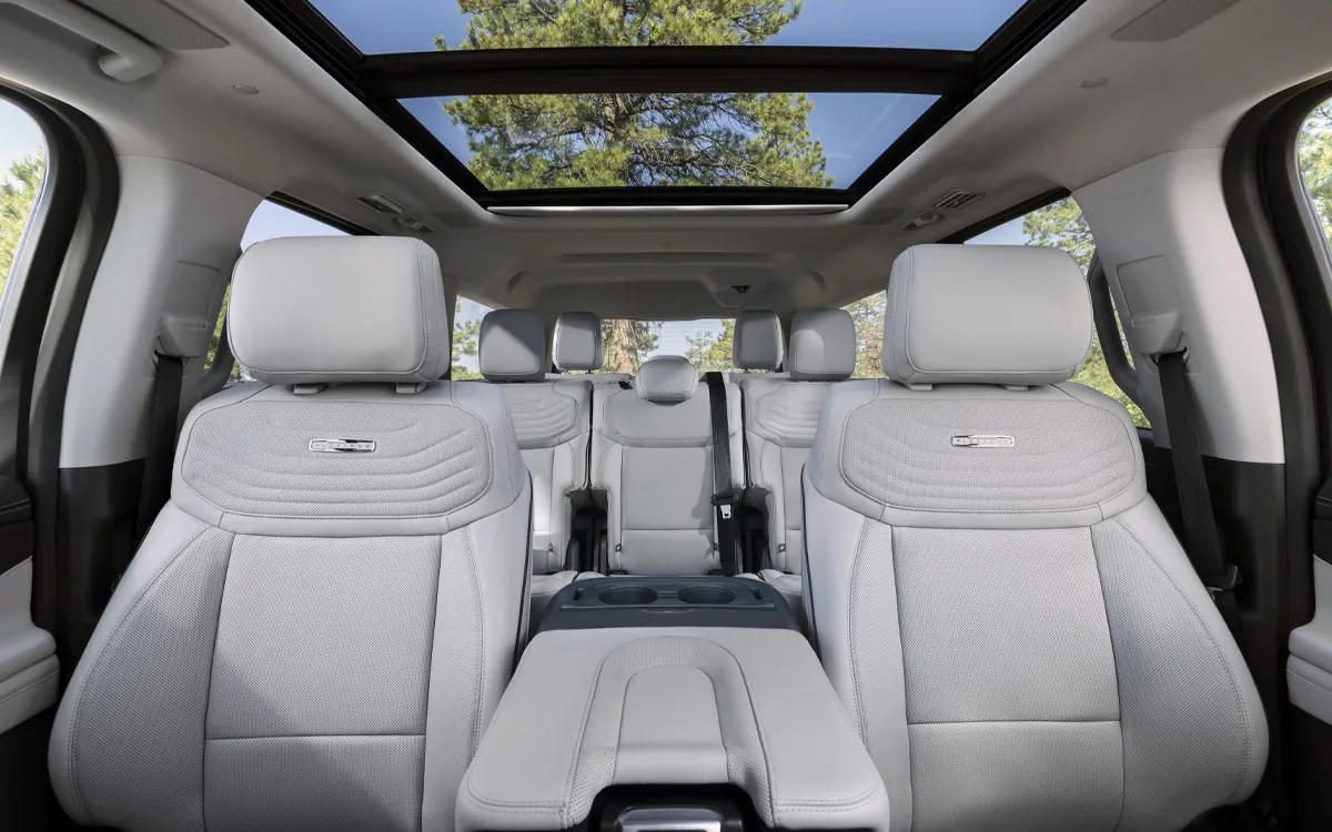 PANORAMIC VISTA ROOF