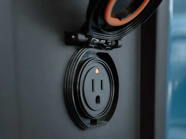 Maverick Pro Power Onboard