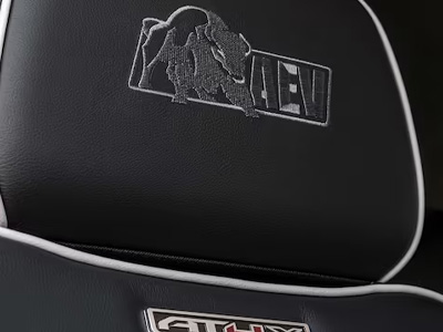 gmc シエラ 2025 SIERRA - AEVロゴ入りインテリア