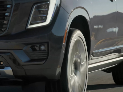 gmc ユーコンデナリ/デナリアルティメイト 2025 YUKON DENALI - アダプティブエアライドサスペンション