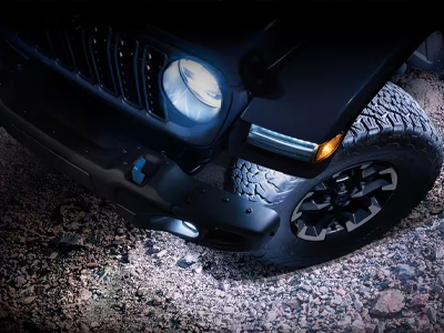 jeep ラングラー 2026 WRANGLER - オートハイビームヘッドライトコントロール