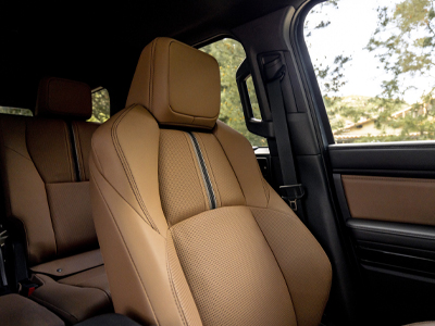 toyota_us 4ランナー 2025 4RUNNER - プレミアムレザートリムシート