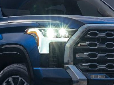 toyota_us タンドラ 2026 TUNDRA - LEDヘッドライト