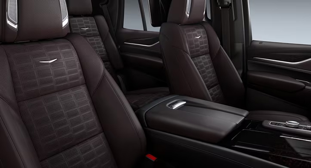 2023 cadillac エスカレード インテリアカラー/内装色 ダークオーバーンセミアニリンフルレザーシートwithジェットブラックアクセントwithモンドリアンキルティングwithビターレースウッドトリム(プラチナムグレード)